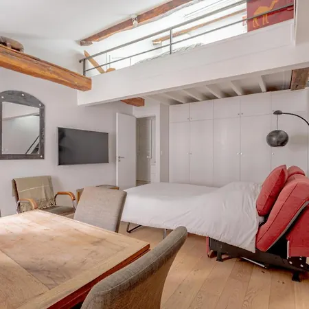 Skylight Loft By Suitehomeparis 公寓 *